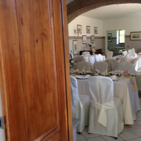 Tenuta Lucinara Villa *